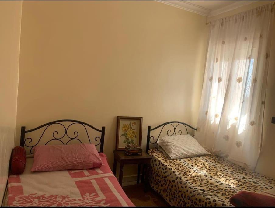 Adorable Apartamento A 8 Min Del Aeropuerto De Casablanca,Wifi Ultra Rapido Y Parking Gratis Derroua Bagian luar foto