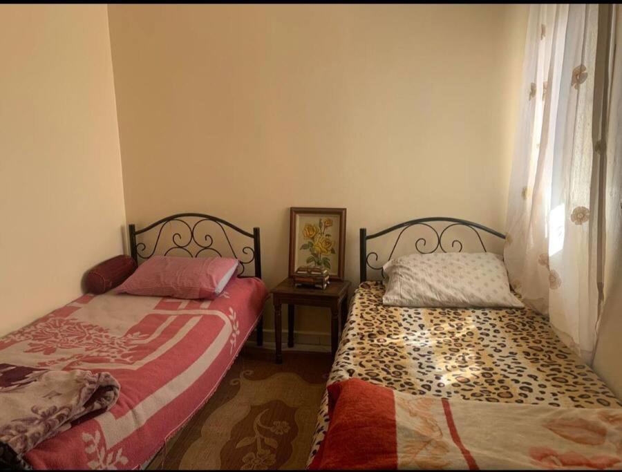 Adorable Apartamento A 8 Min Del Aeropuerto De Casablanca,Wifi Ultra Rapido Y Parking Gratis Derroua Bagian luar foto