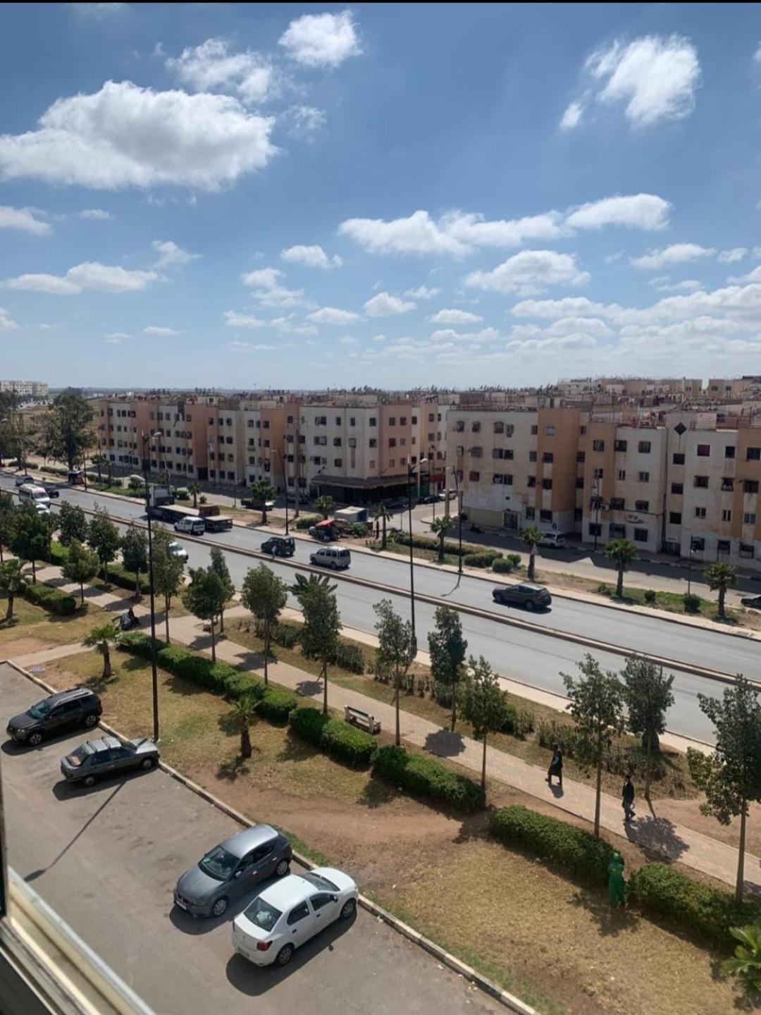 Adorable Apartamento A 8 Min Del Aeropuerto De Casablanca,Wifi Ultra Rapido Y Parking Gratis Derroua Bagian luar foto