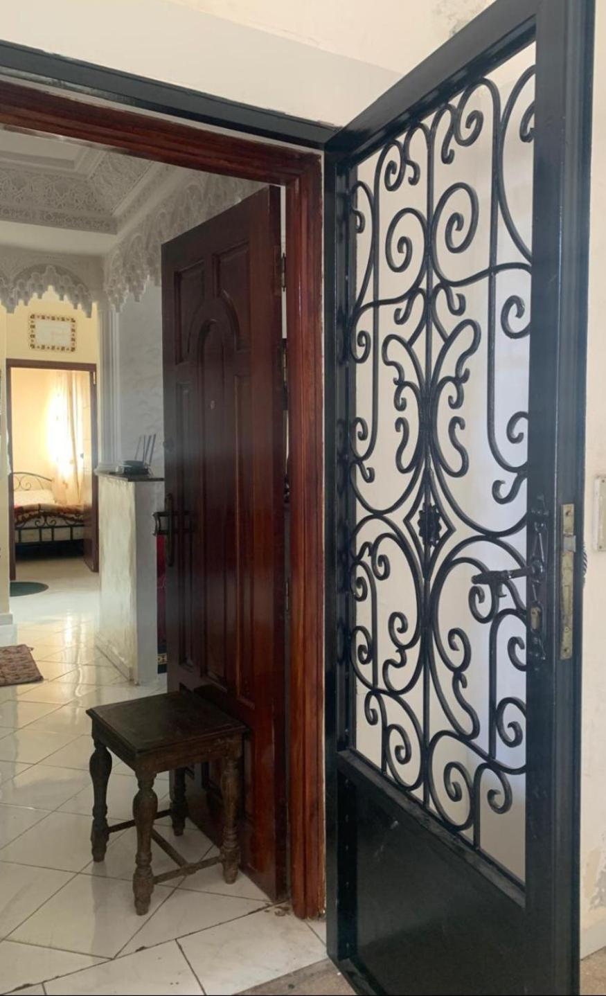 Adorable Apartamento A 8 Min Del Aeropuerto De Casablanca,Wifi Ultra Rapido Y Parking Gratis Derroua Bagian luar foto